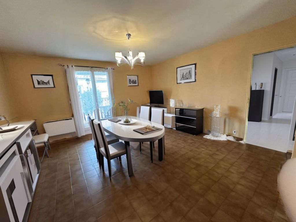 Achat maison à vendre 4 chambres 110 m² - Saint-Yorre