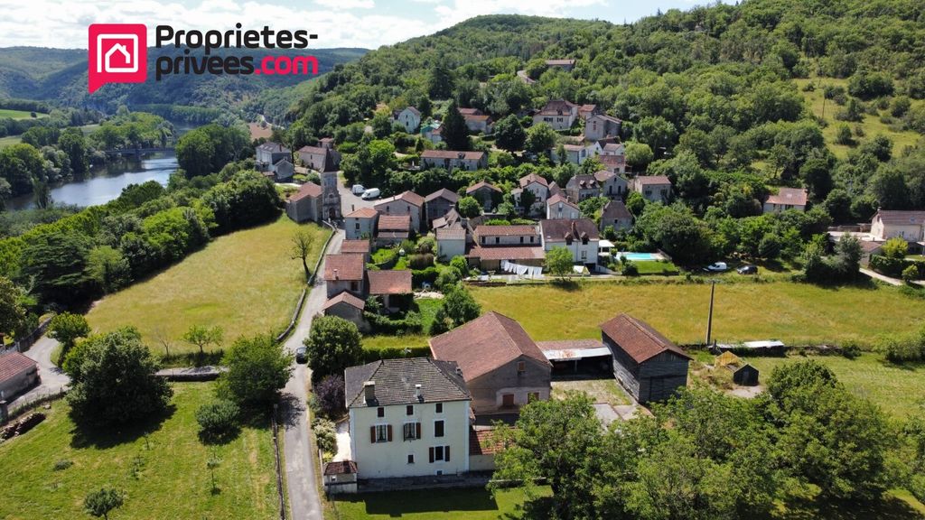 Achat maison à vendre 5 chambres 195 m² - Cahors