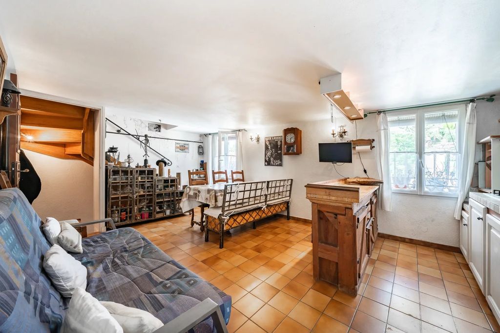 Achat maison à vendre 2 chambres 61 m² - Les Adrets-de-l'Estérel