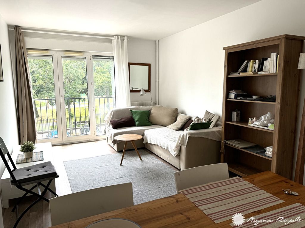 Achat appartement à vendre 2 pièces 45 m² - Saint-Germain-en-Laye