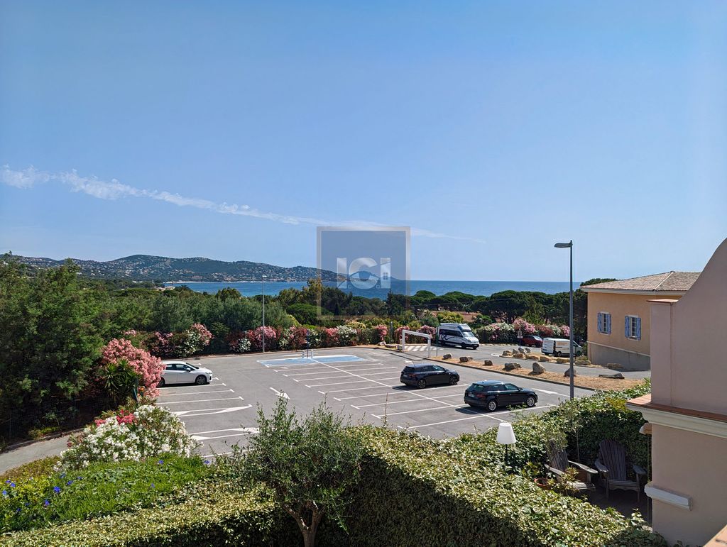 Achat appartement à vendre 3 pièces 70 m² - Sainte-Maxime