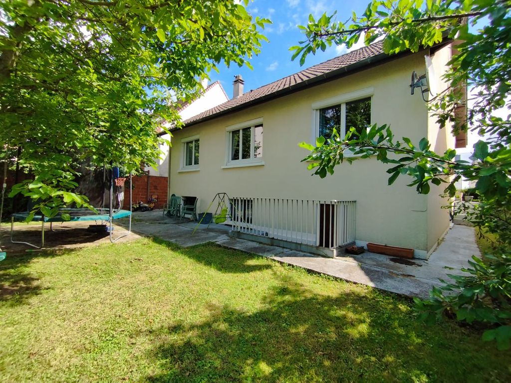 Achat maison à vendre 4 chambres 121 m² - Tremblay-en-France