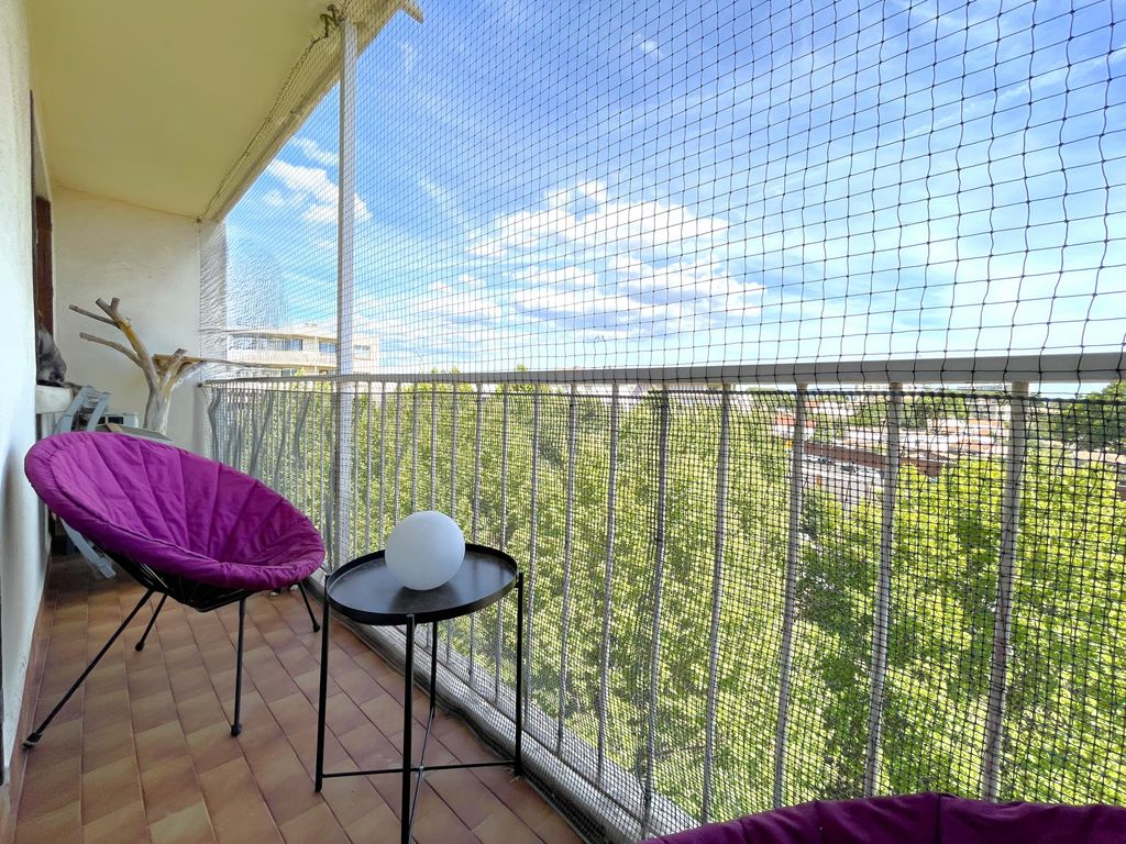 Achat appartement à vendre 4 pièces 69 m² - Toulon