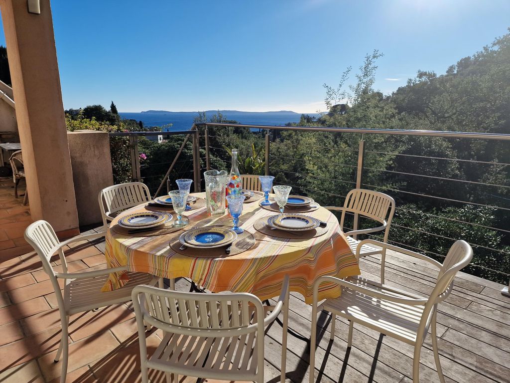 Achat maison à vendre 4 chambres 73 m² - Rayol-Canadel-sur-Mer