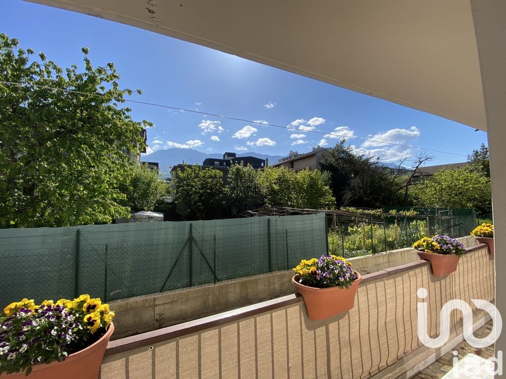 Achat appartement à vendre 3 pièces 77 m² - Aix-les-Bains