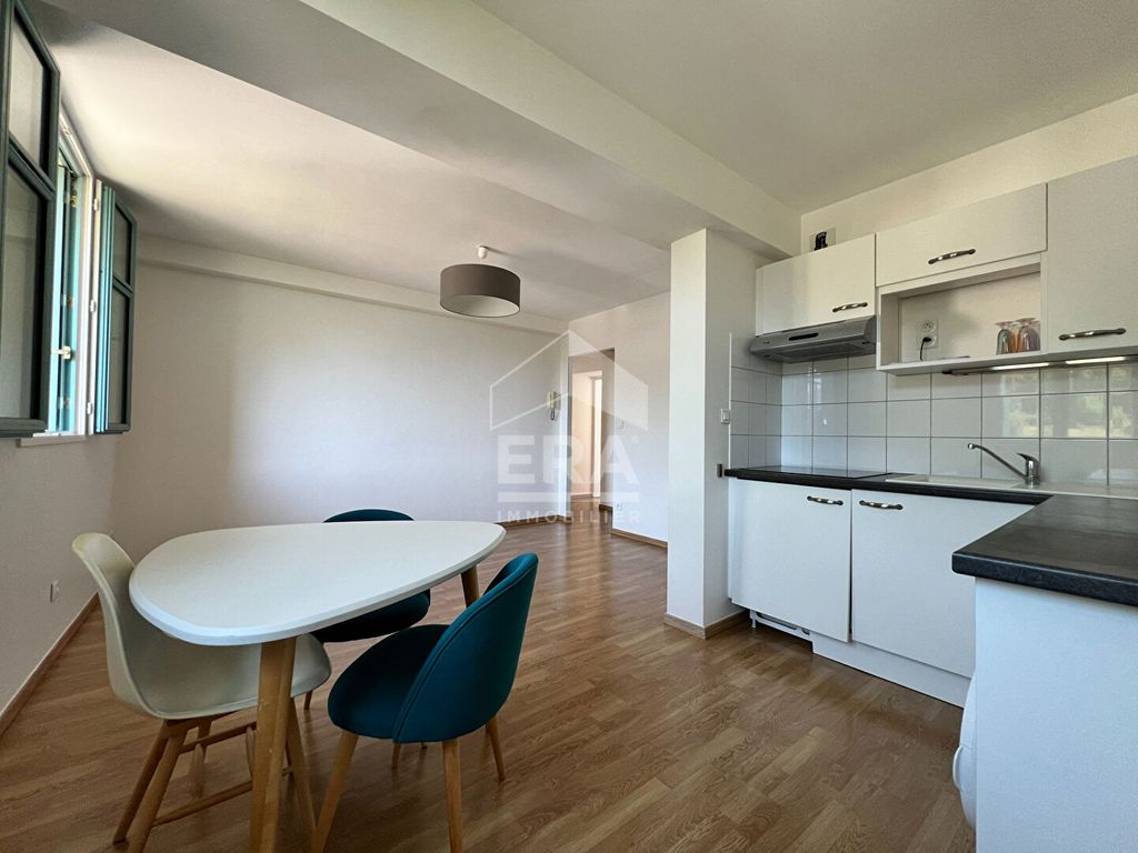 Achat appartement à vendre 2 pièces 46 m² - Saint-Savin