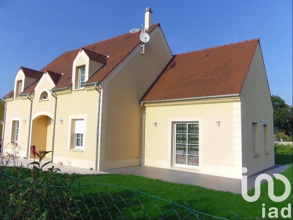 Achat maison à vendre 5 chambres 181 m² - Sainte-Gemme-Moronval