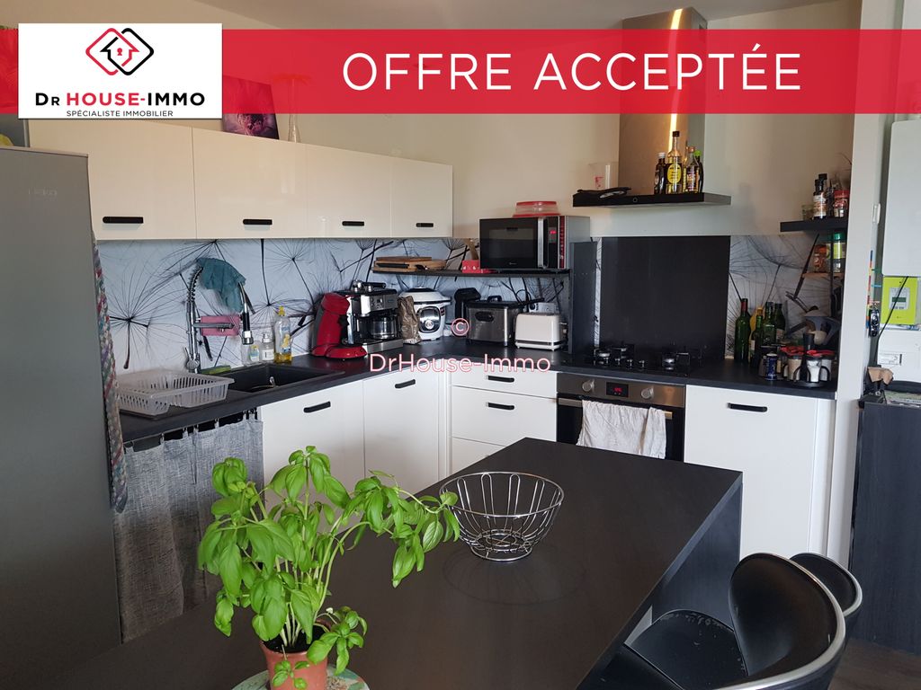 Achat appartement à vendre 4 pièces 106 m² - Preignac