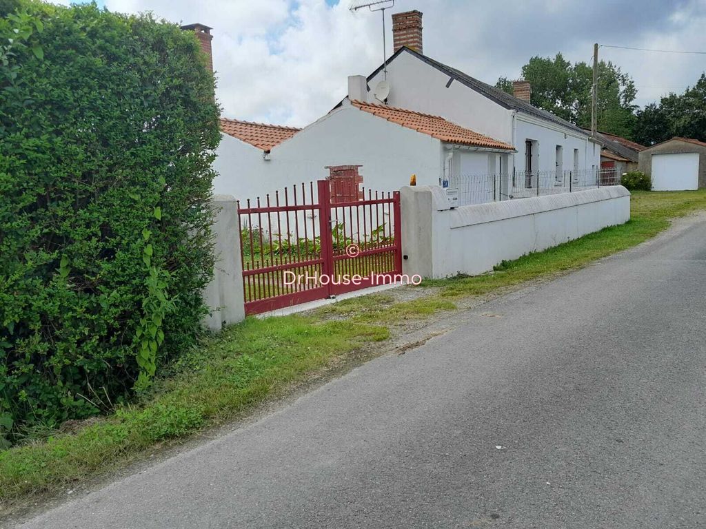 Achat maison à vendre 4 chambres 139 m² - Sallertaine