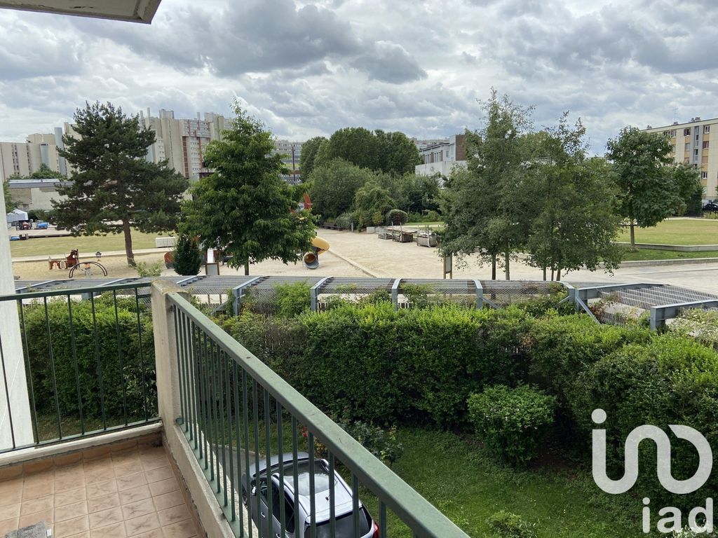 Achat appartement à vendre 4 pièces 86 m² - La Courneuve