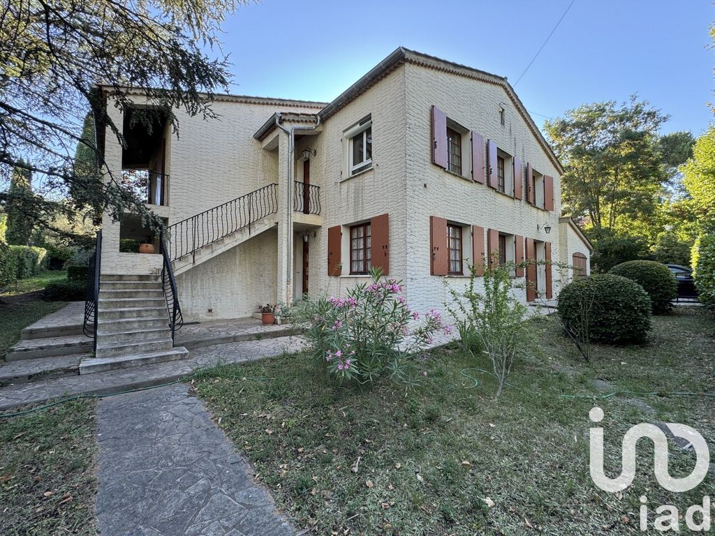 Achat maison à vendre 5 chambres 180 m² - Manosque