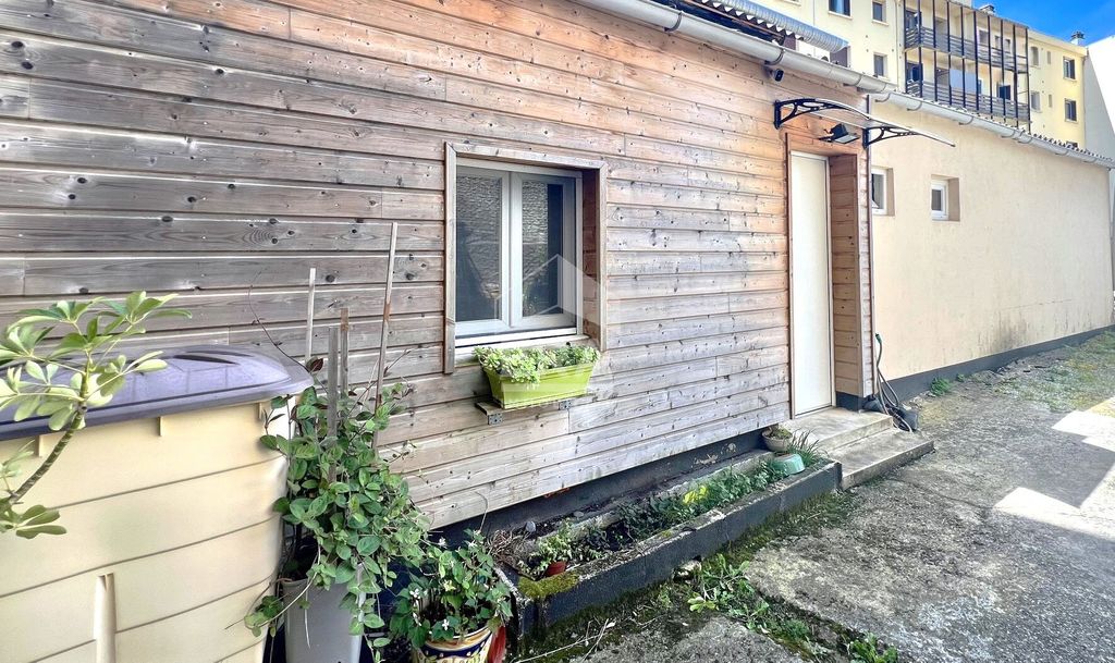 Achat appartement à vendre 2 pièces 95 m² - Tarbes