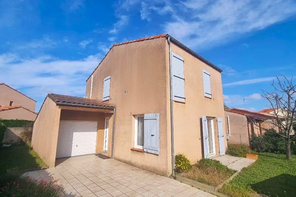 Achat maison à vendre 3 chambres 90 m² - Villeneuve-Tolosane