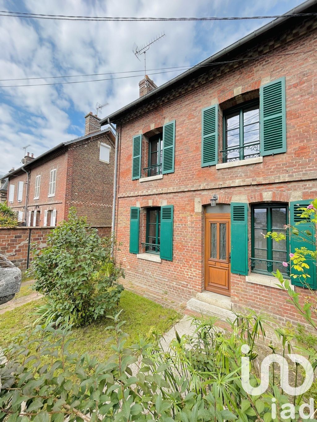 Achat maison à vendre 3 chambres 102 m² - Soissons