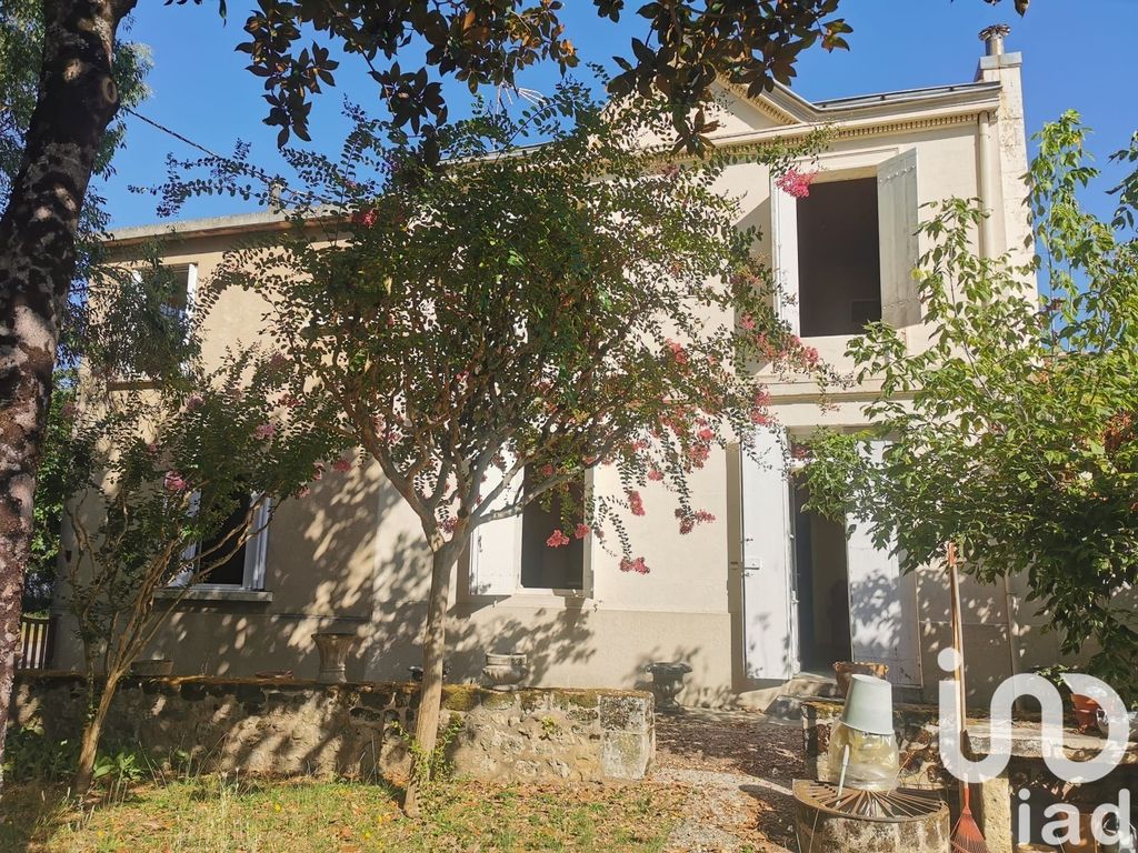 Achat maison à vendre 5 chambres 176 m² - Saint-Émilion