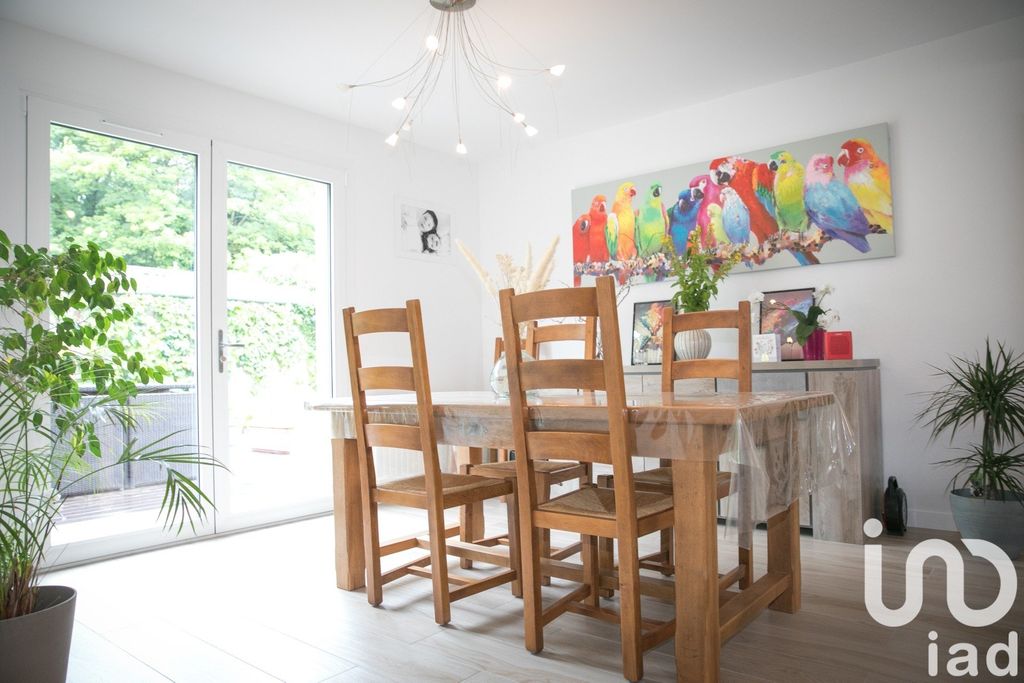 Achat maison à vendre 4 chambres 160 m² - Tours-sur-Marne