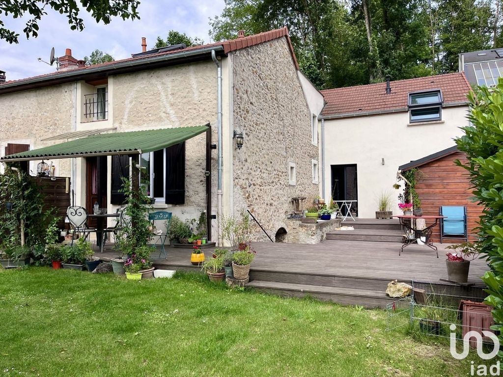 Achat maison à vendre 4 chambres 136 m² - Souzy-la-Briche