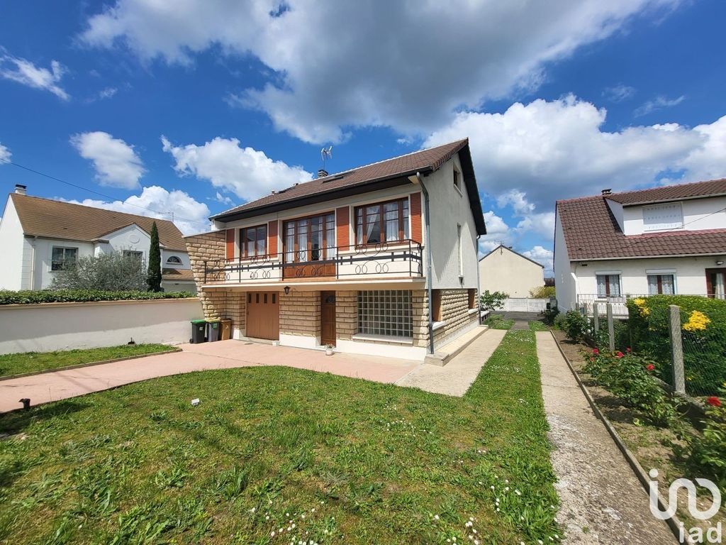 Achat maison à vendre 5 chambres 157 m² - Montigny-lès-Cormeilles