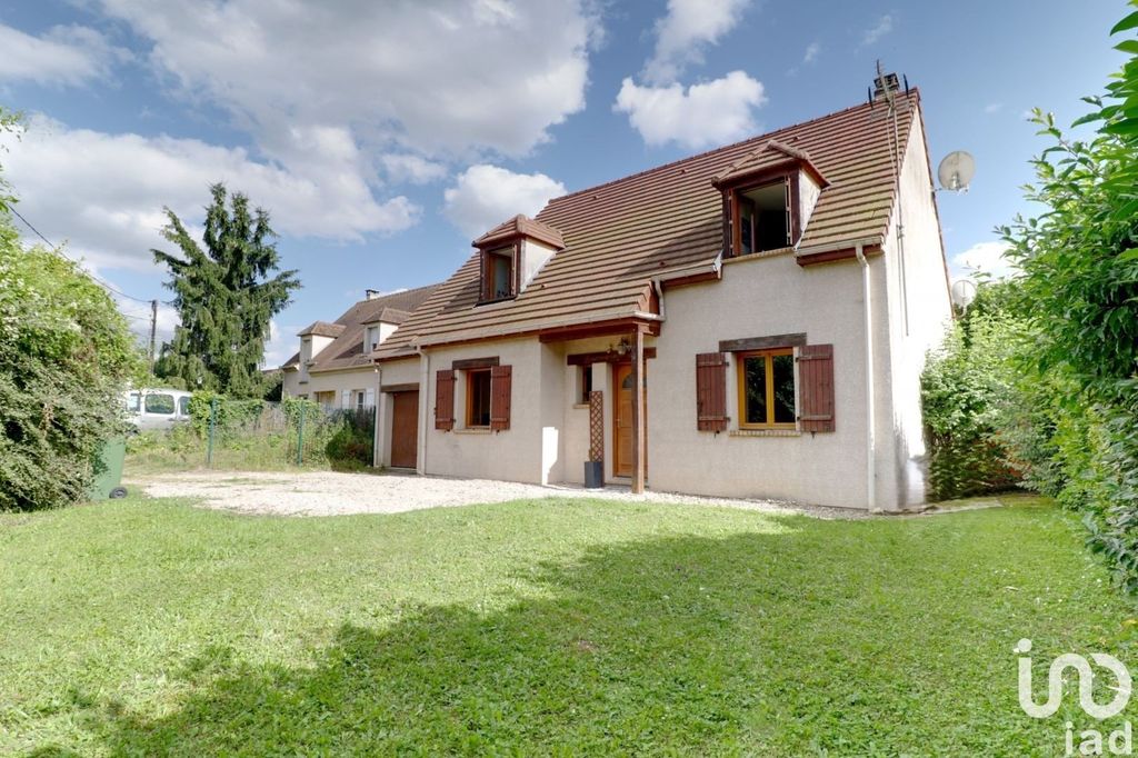 Achat maison à vendre 4 chambres 137 m² - Dammartin-sur-Tigeaux