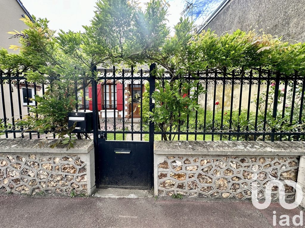 Achat maison à vendre 2 chambres 118 m² - Châteauneuf-en-Thymerais