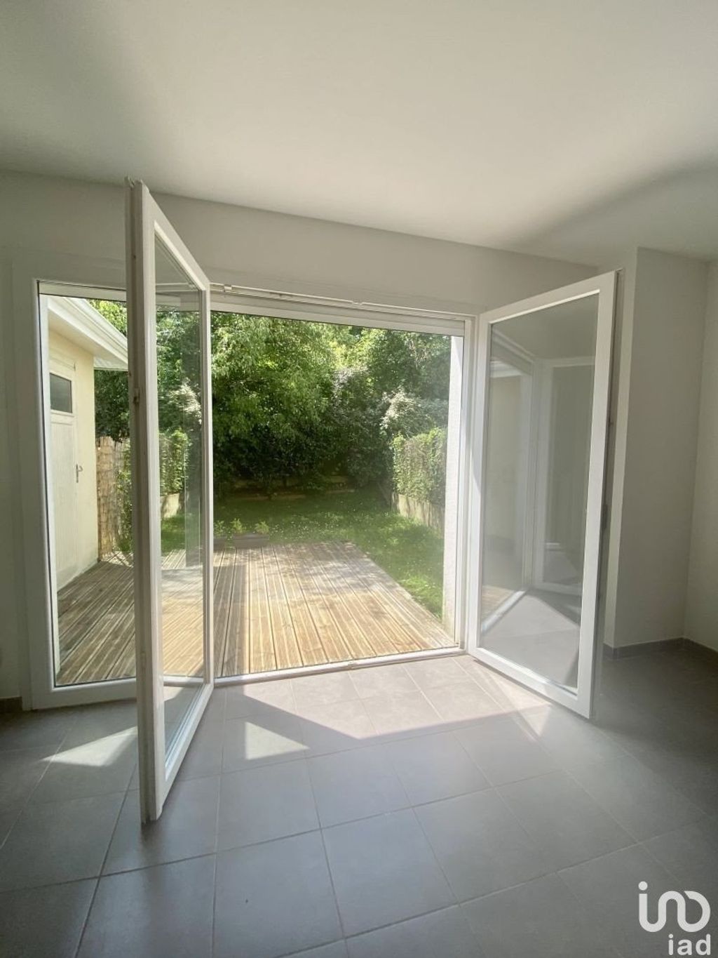 Achat maison à vendre 2 chambres 61 m² - Artigues-près-Bordeaux