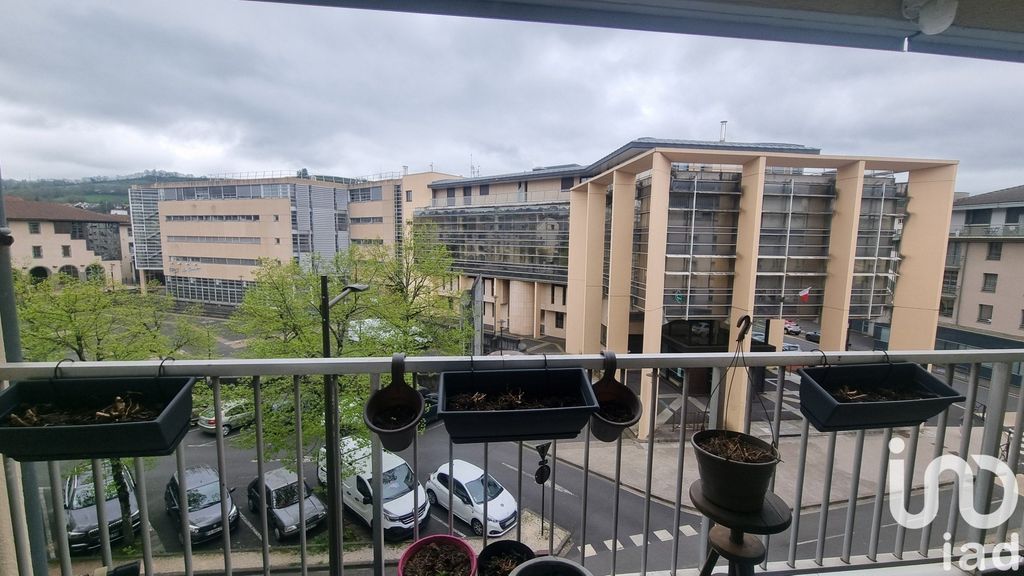 Achat appartement à vendre 3 pièces 64 m² - Aurillac