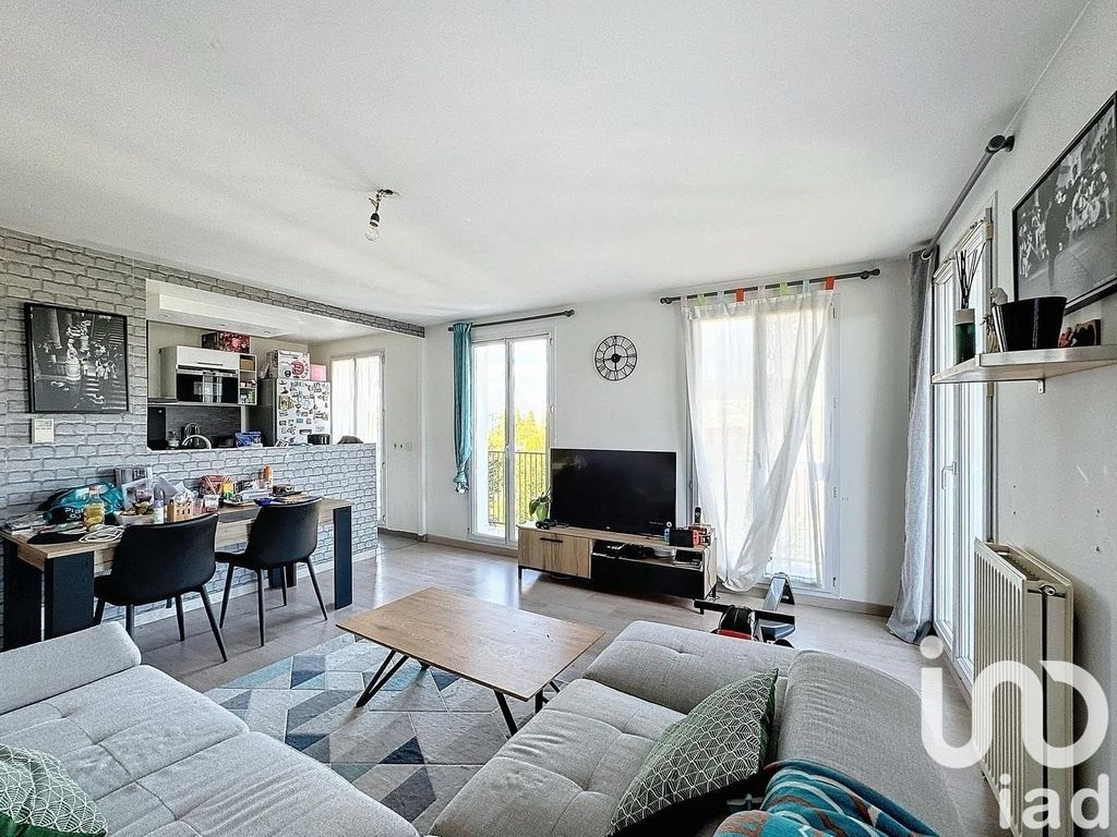 Achat appartement à vendre 3 pièces 65 m² - Sainte-Geneviève-des-Bois