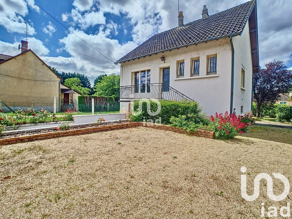 Achat maison à vendre 2 chambres 75 m² - Foëcy