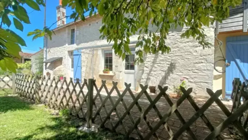 Achat maison à vendre 3 chambres 164 m² - Champigny en Rochereau