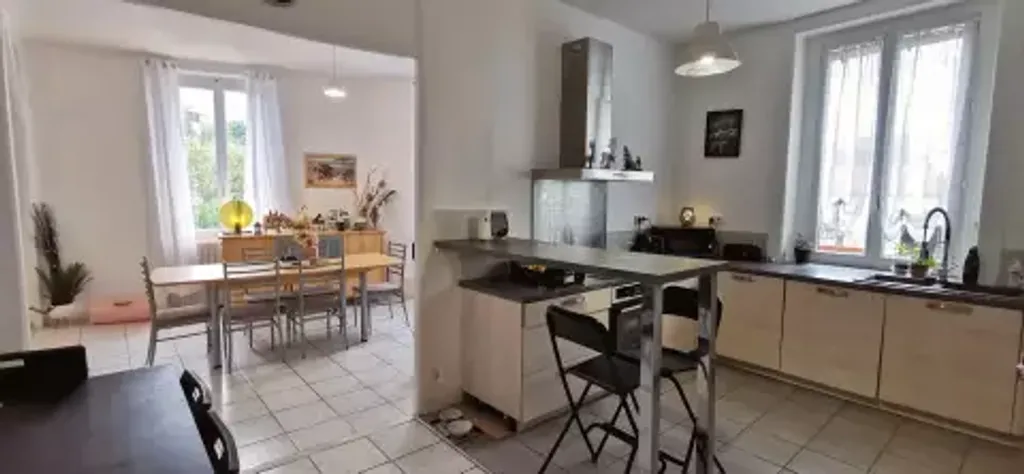 Achat appartement à vendre 4 pièces 104 m² - Saint-Étienne