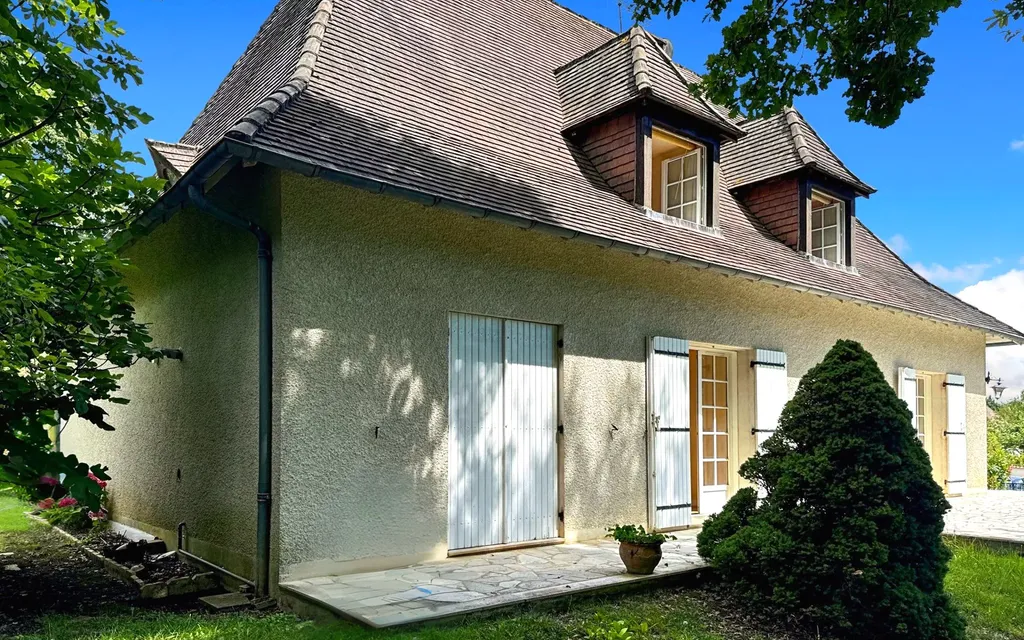 Achat maison à vendre 4 chambres 133 m² - Périgueux