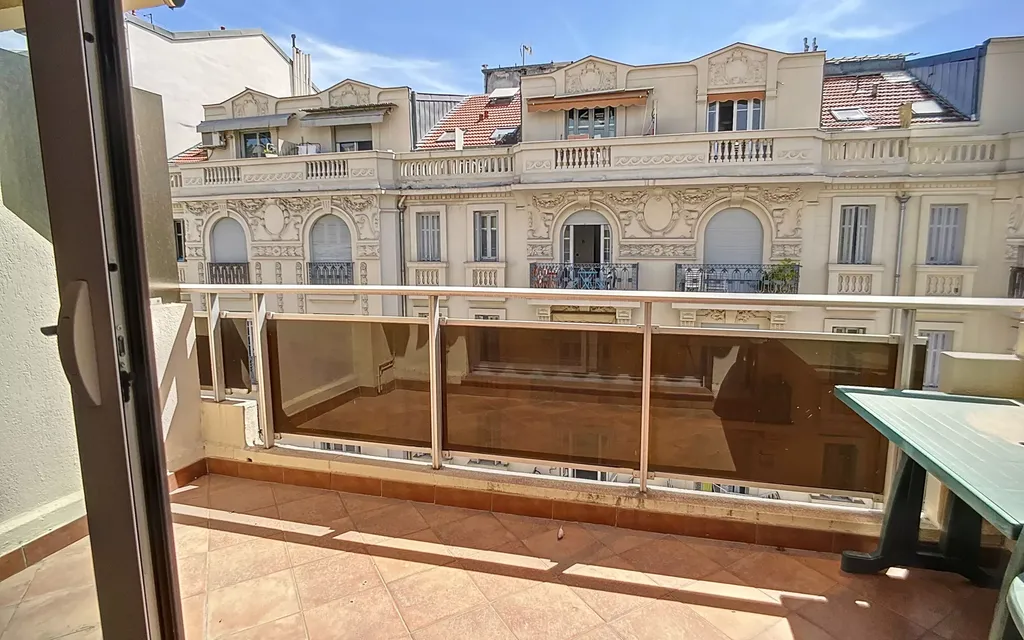 Achat appartement à vendre 3 pièces 78 m² - Nice