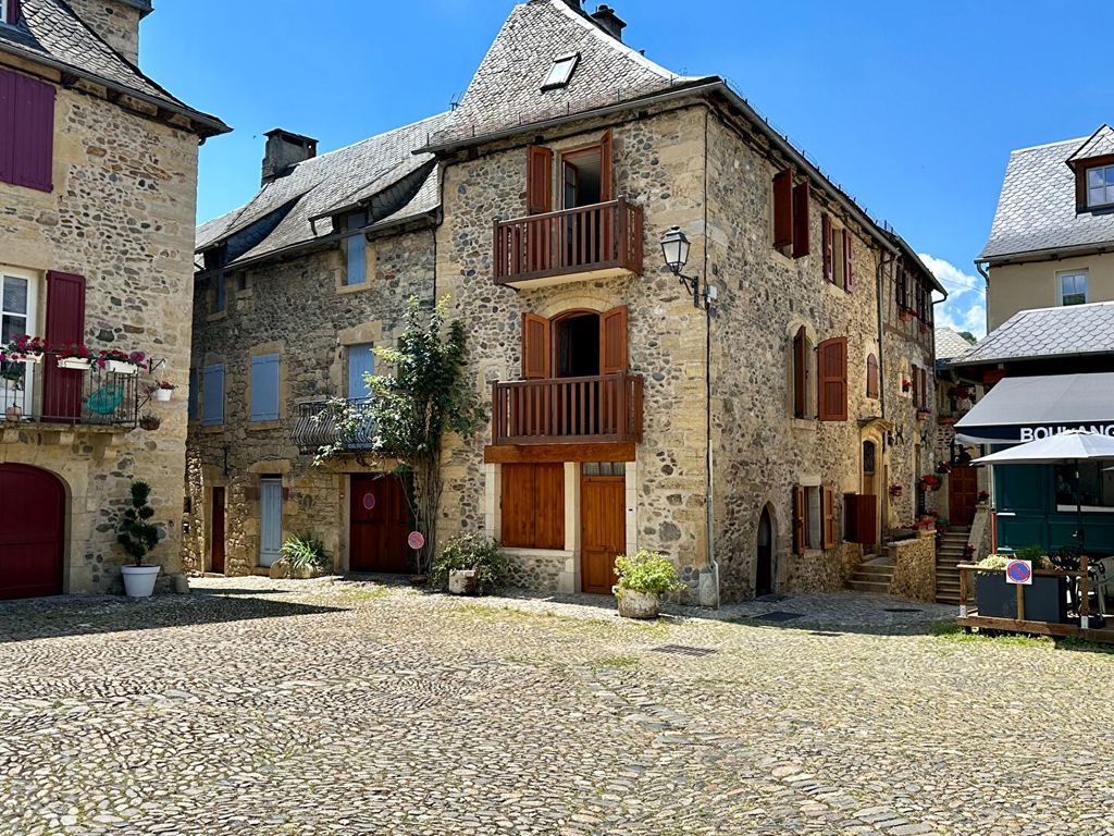 Achat maison à vendre 3 chambres 105 m² - Sainte-Eulalie-d'Olt