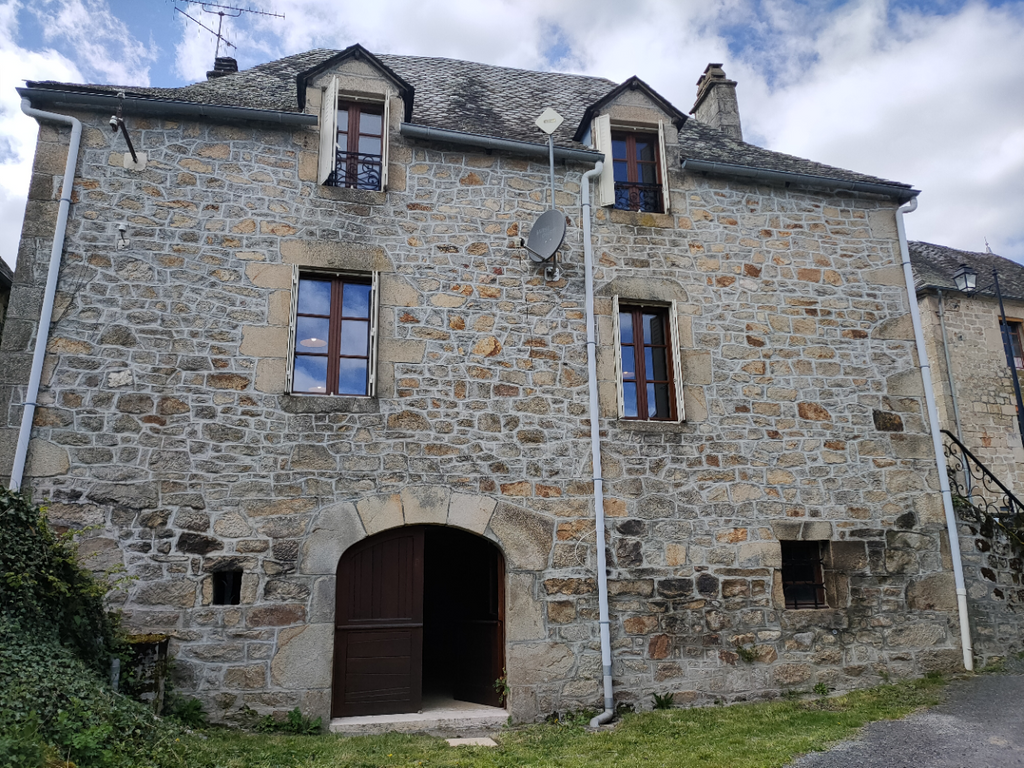 Achat maison à vendre 2 chambres 100 m² - Marcillac-la-Croisille