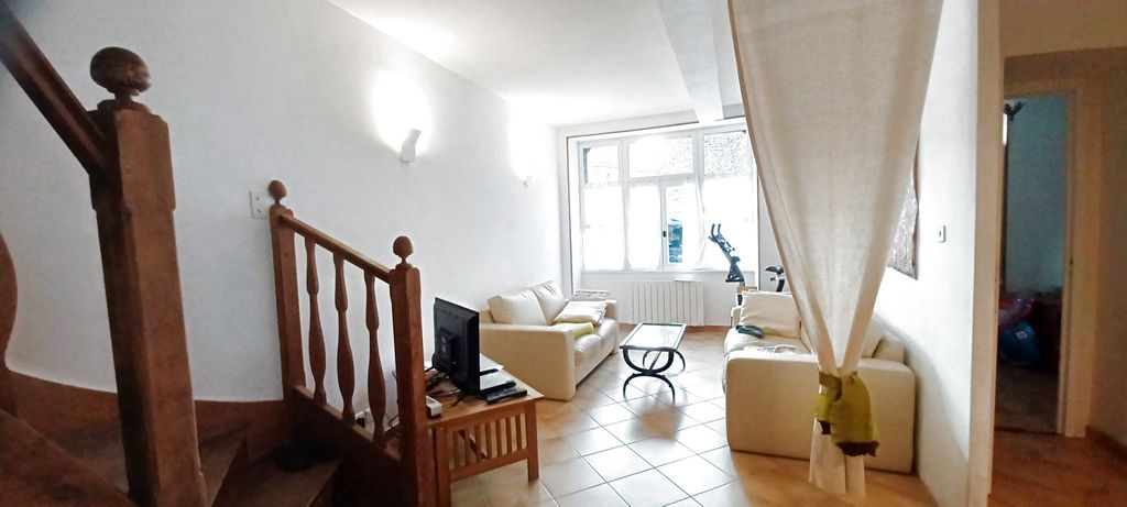 Achat maison à vendre 2 chambres 85 m² - Ygrande