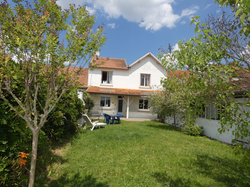 Achat maison à vendre 4 chambres 135 m² - Désertines