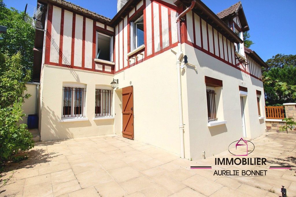 Achat appartement à vendre 3 pièces 59 m² - Benerville-sur-Mer