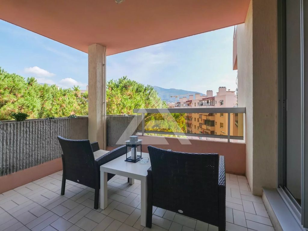 Achat appartement à vendre 2 pièces 28 m² - Roquebrune-Cap-Martin