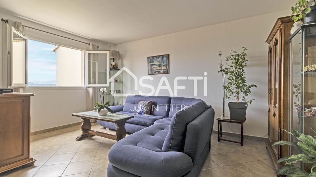 Achat maison à vendre 2 chambres 83 m² - Roquebrune-sur-Argens