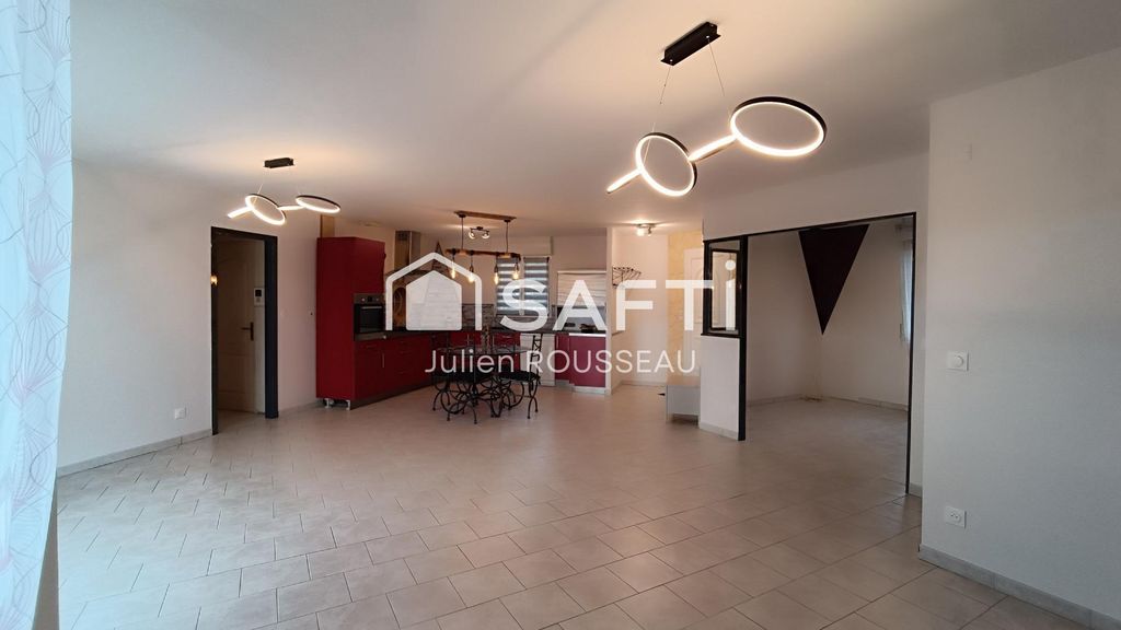 Achat maison à vendre 6 chambres 147 m² - Notre-Dame-du-Pé