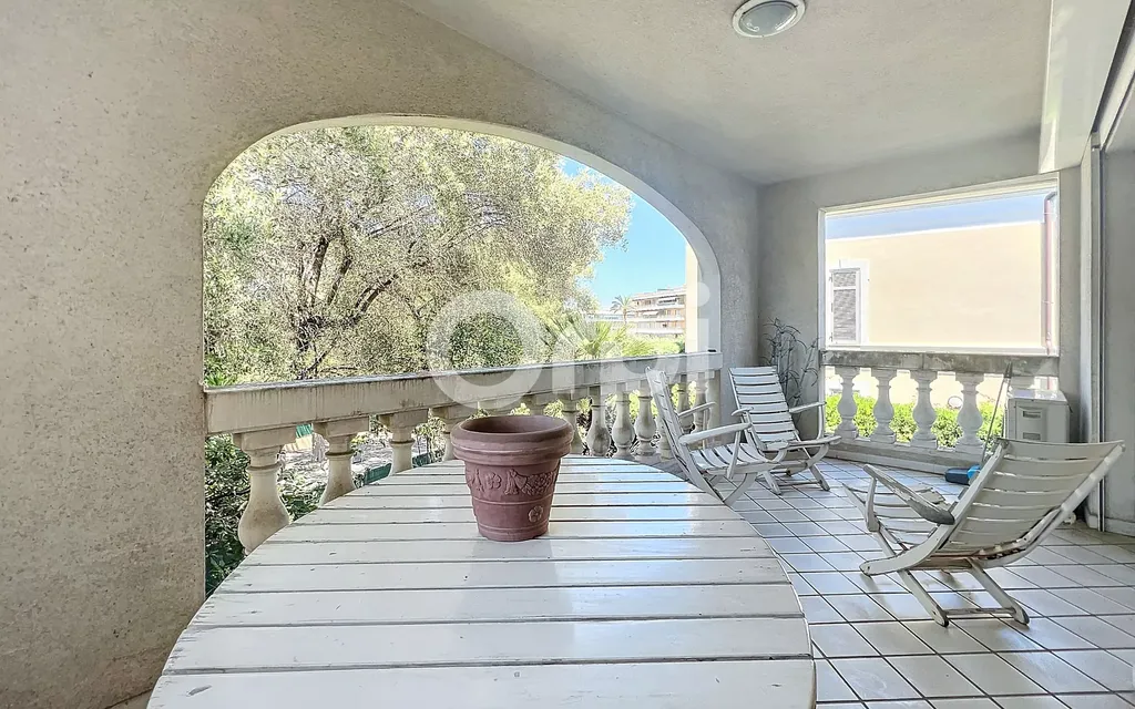 Achat appartement 3 pièce(s) Antibes