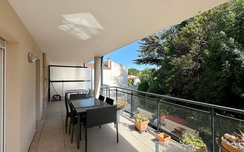 Achat appartement à vendre 3 pièces 93 m² - Saint-Raphaël