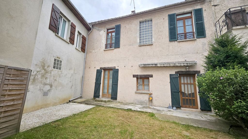 Achat maison à vendre 3 chambres 97 m² - Mitry-Mory