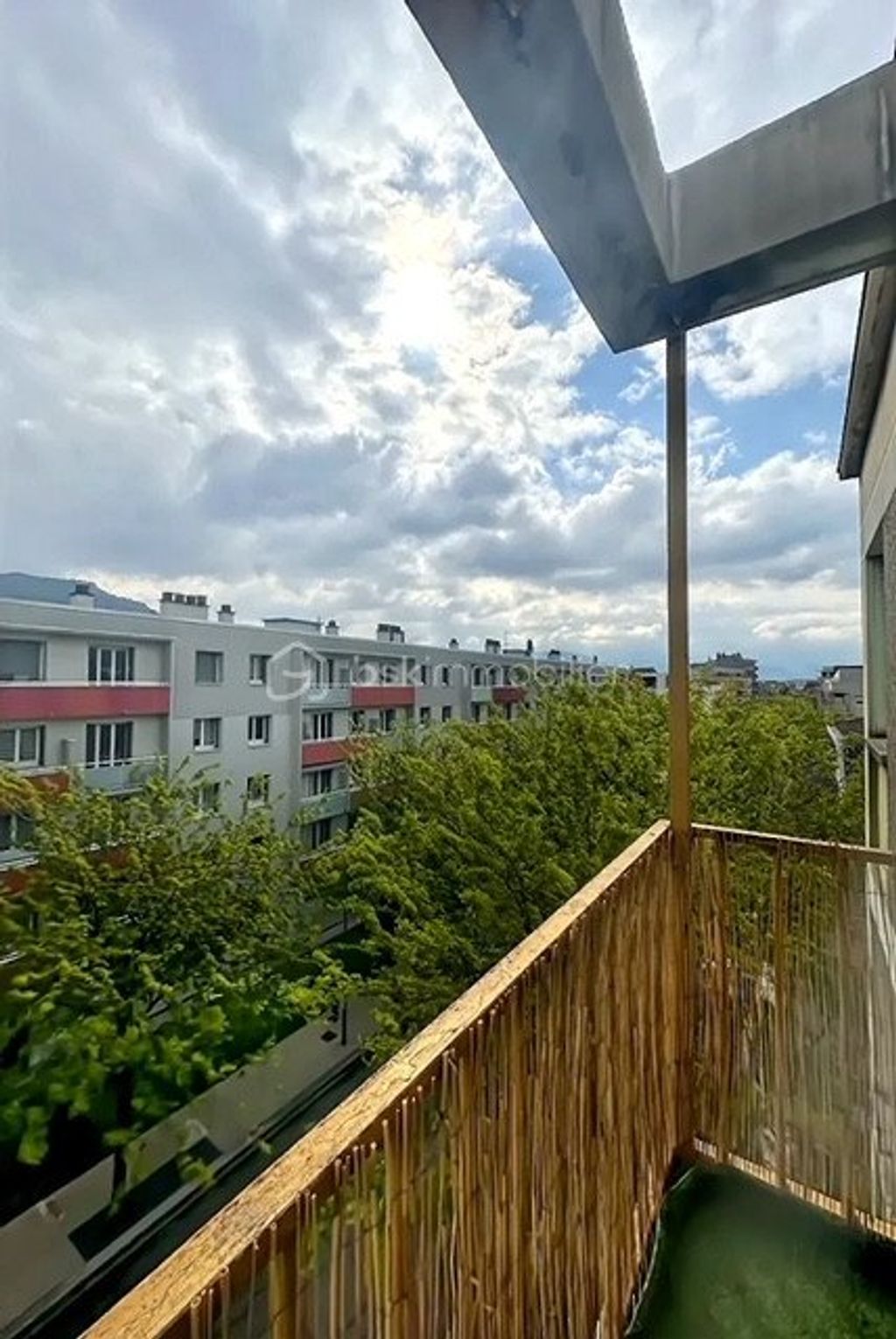 Achat appartement à vendre 4 pièces 71 m² - Fontaine