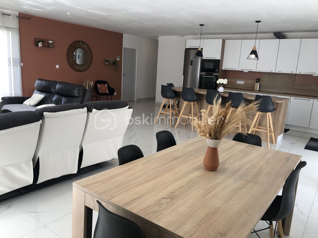 Achat maison à vendre 5 chambres 149 m² - Cazedarnes