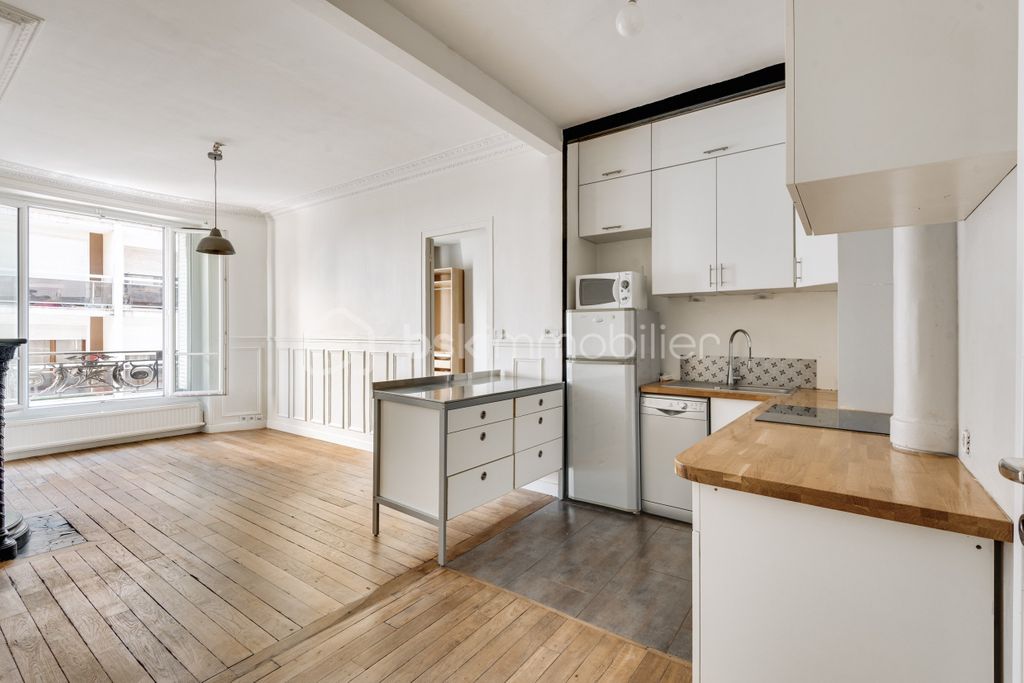 Achat appartement à vendre 2 pièces 43 m² - Paris 18ème arrondissement