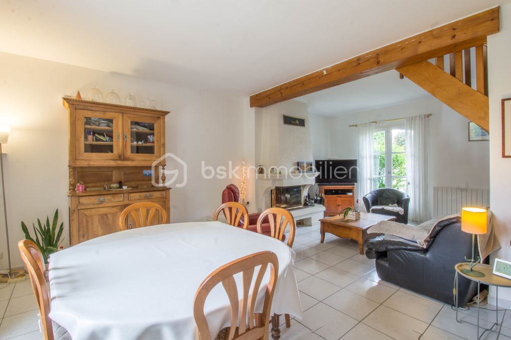 Achat maison 3 chambre(s) - Bruyères-le-Châtel