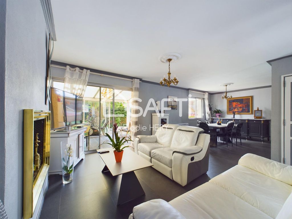 Achat maison à vendre 5 chambres 130 m² - Bègles