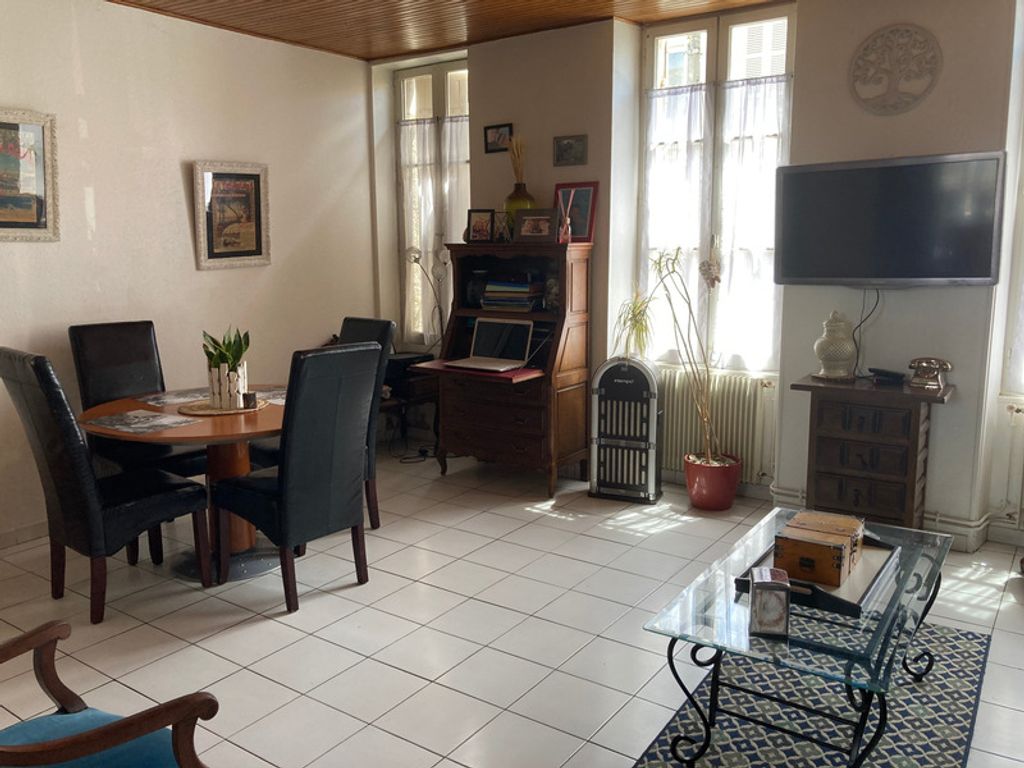 Achat maison à vendre 3 chambres 81 m² - Saintes