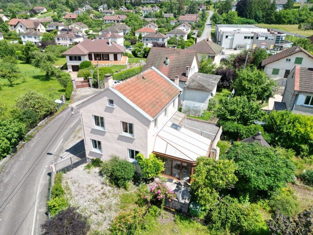 Achat maison à vendre 3 chambres 94 m² - Arinthod